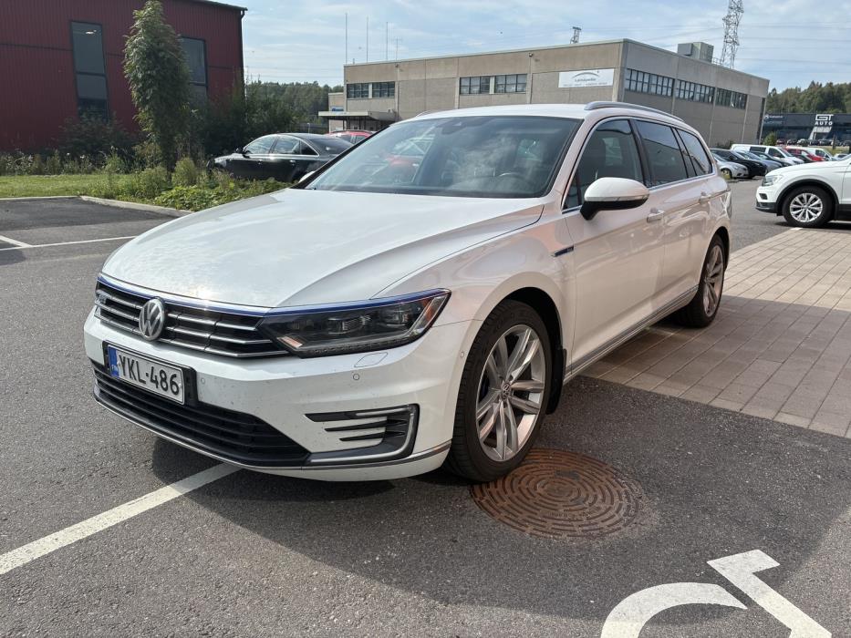 VOLKSWAGEN Passat 2018