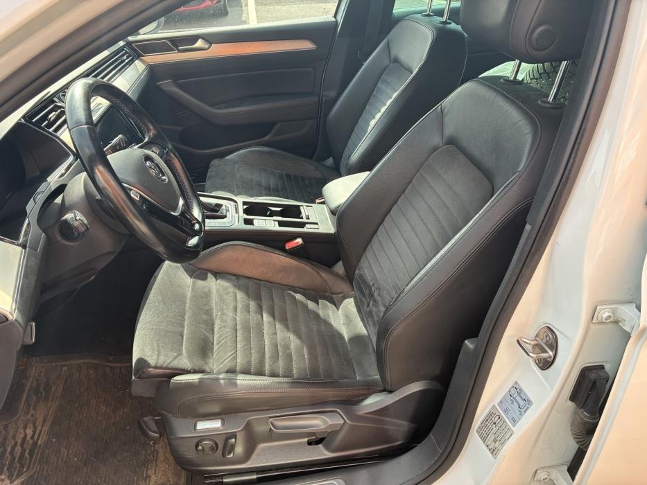 VOLKSWAGEN Passat 2018