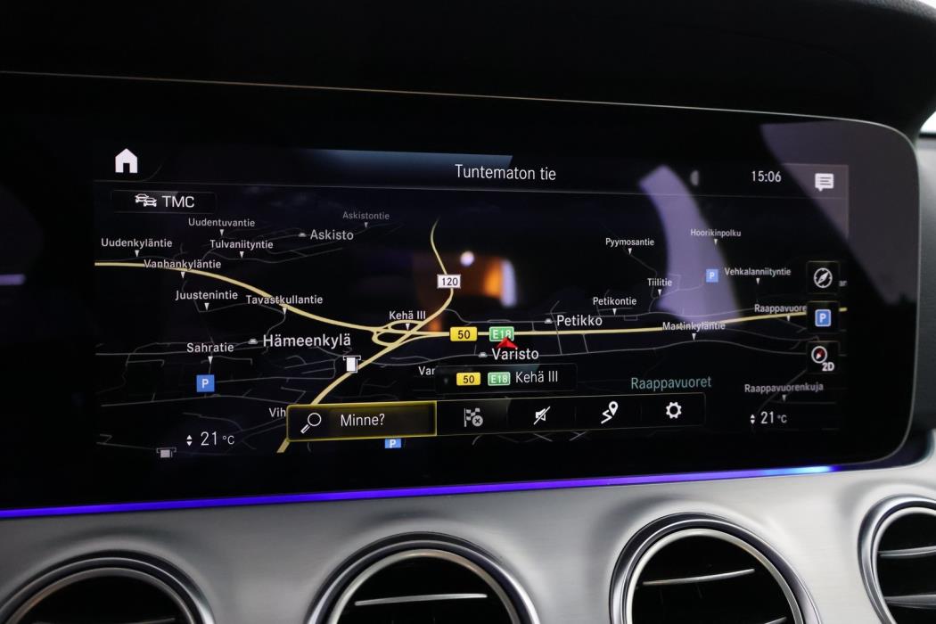 MERCEDES-BENZ E 2022