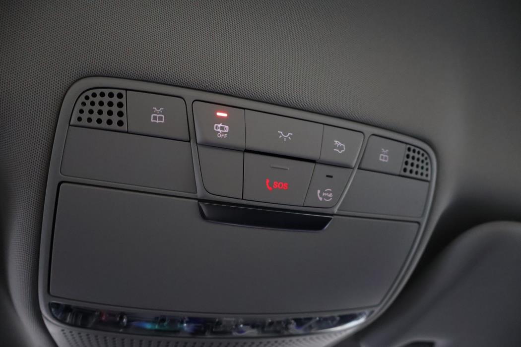 MERCEDES-BENZ E 2022