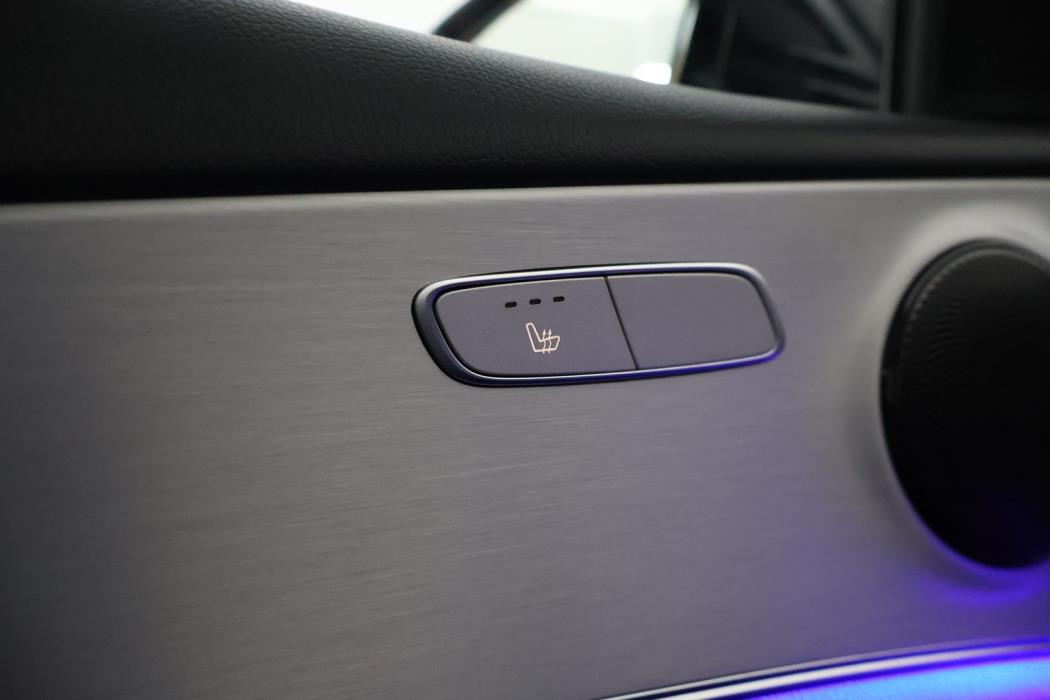 MERCEDES-BENZ E 2022