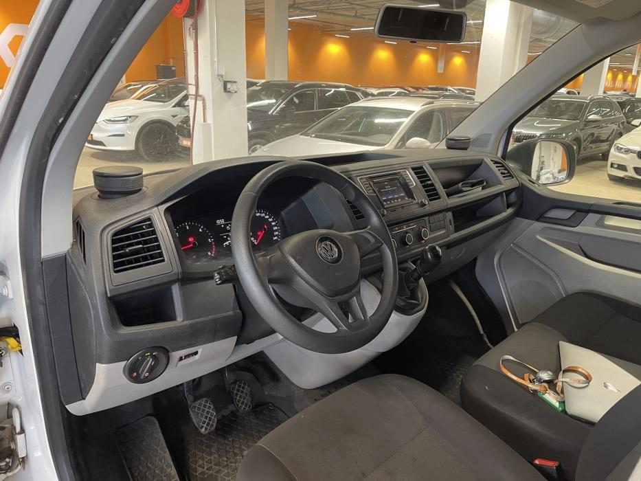 VOLKSWAGEN Transporter 2019