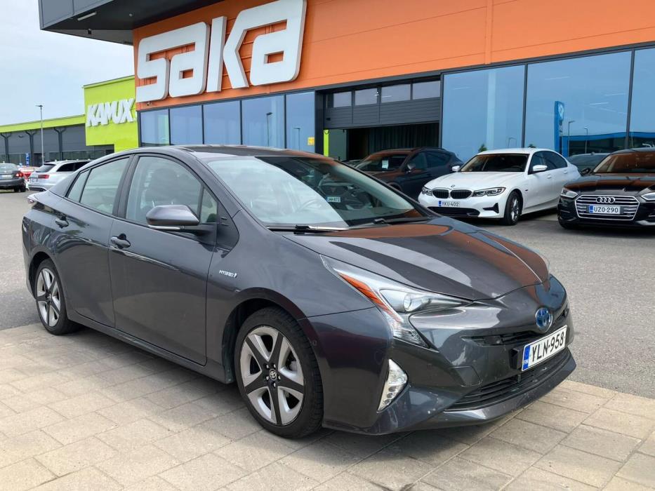 TOYOTA Prius 2018