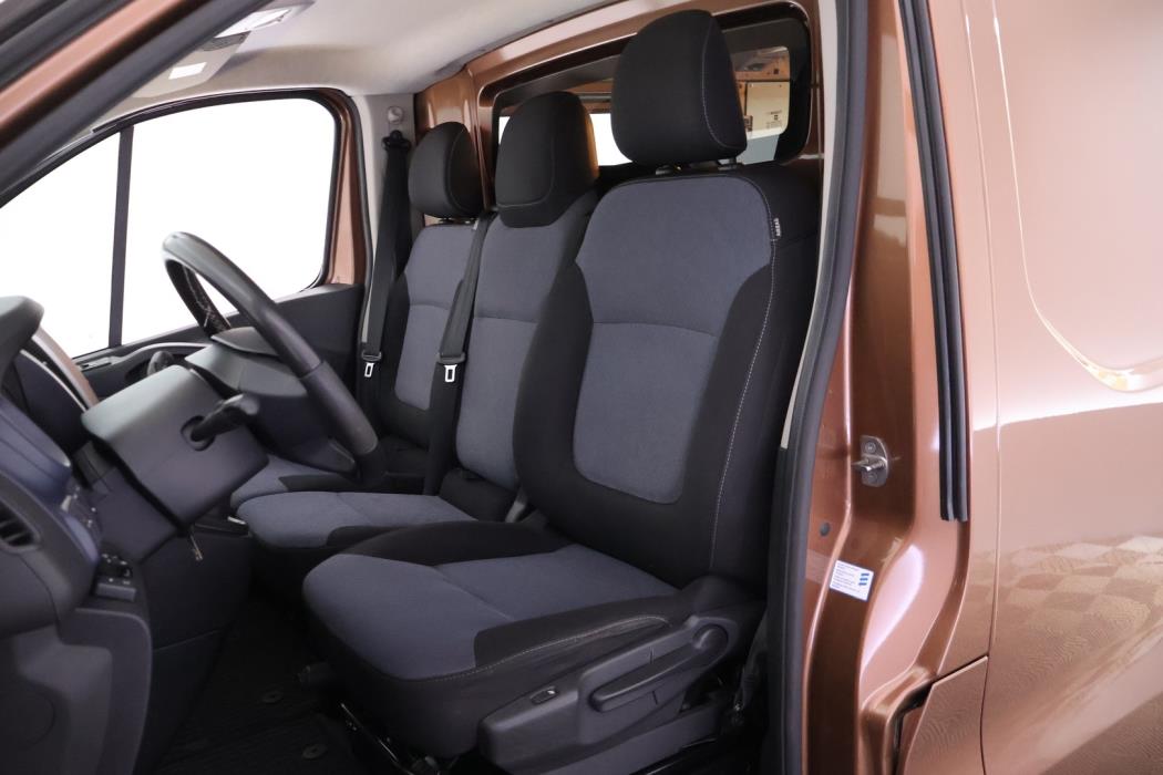 OPEL Vivaro 2015