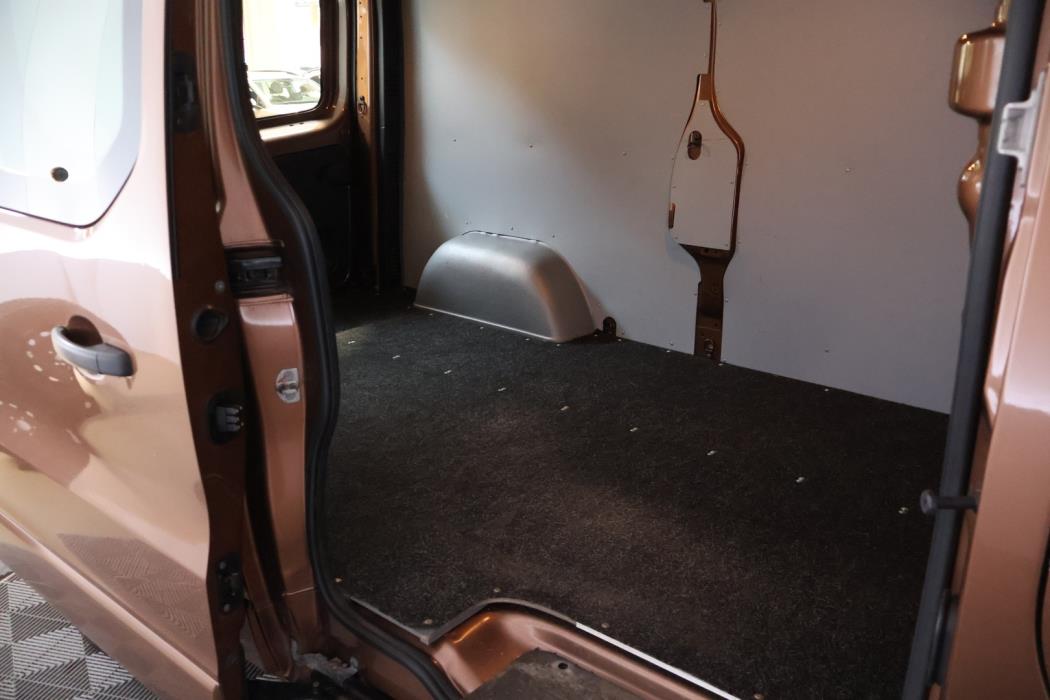 OPEL Vivaro 2015