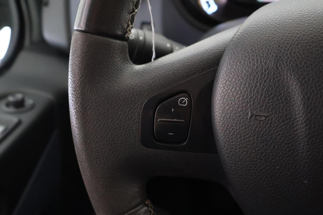 OPEL Vivaro 2015