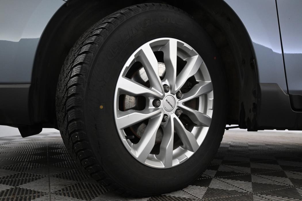 SUBARU Outback 2016