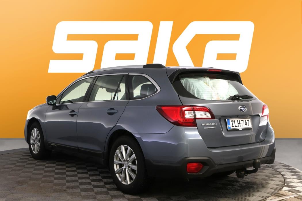 SUBARU Outback 2016