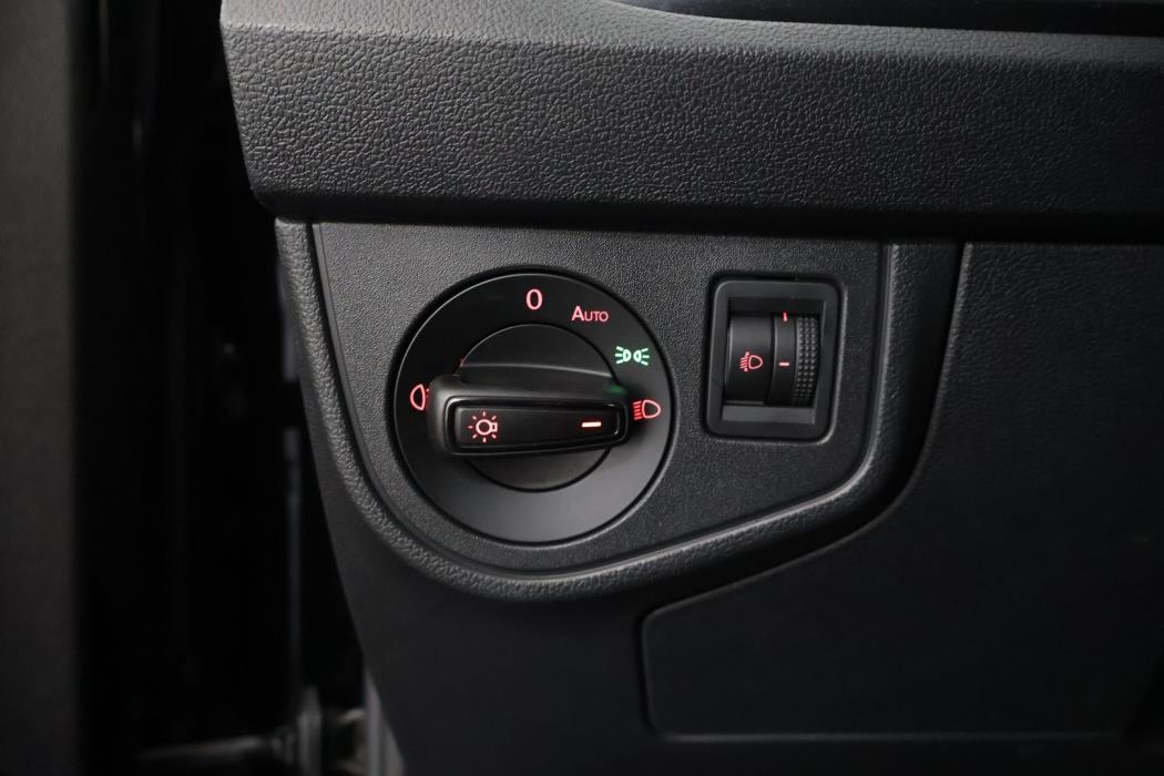 VOLKSWAGEN Polo 2018