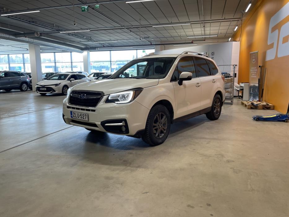 SUBARU Forester 2018