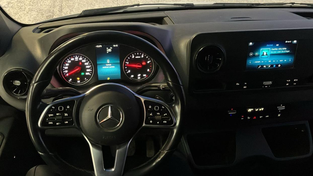 MERCEDES-BENZ Sprinter 2022