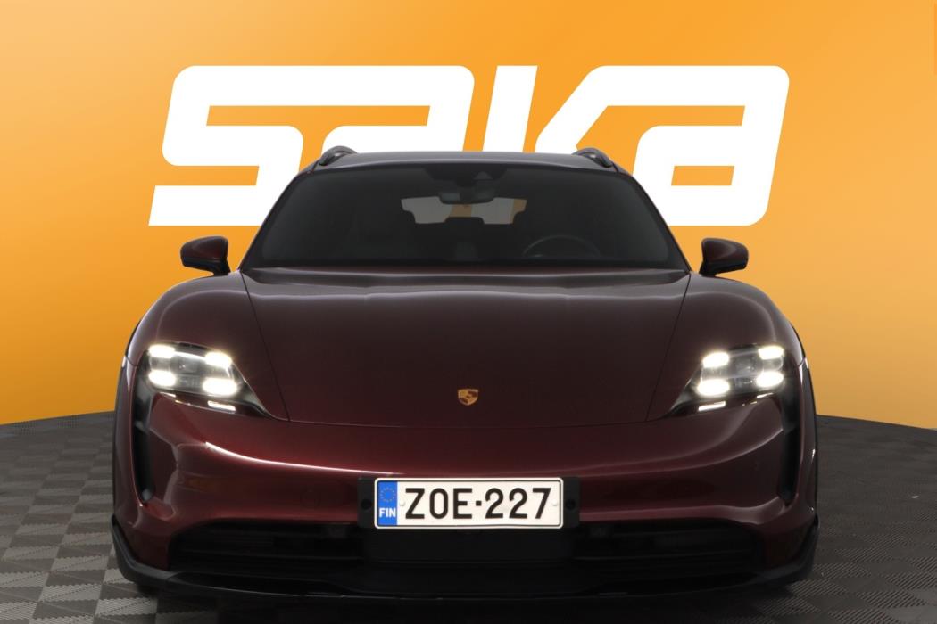 PORSCHE Taycan 2022