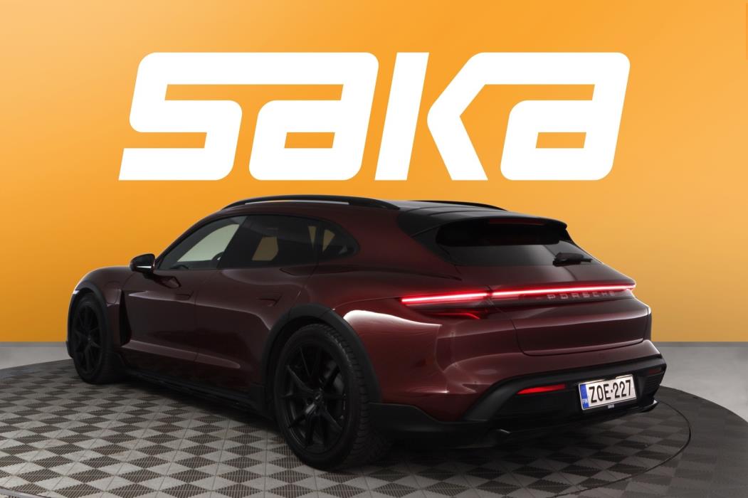 PORSCHE Taycan 2022