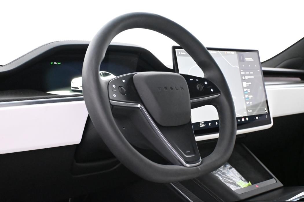 TESLA Model S 2023