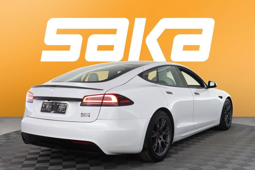 TESLA Model S 2023