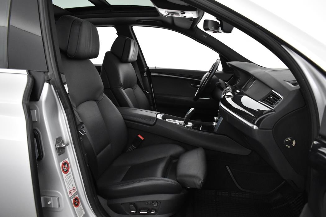 BMW 530 GRAN TURISMO 2010