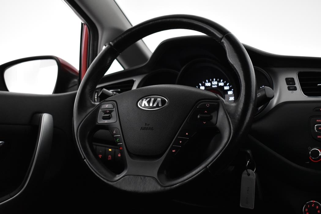 KIA cee'd 2013