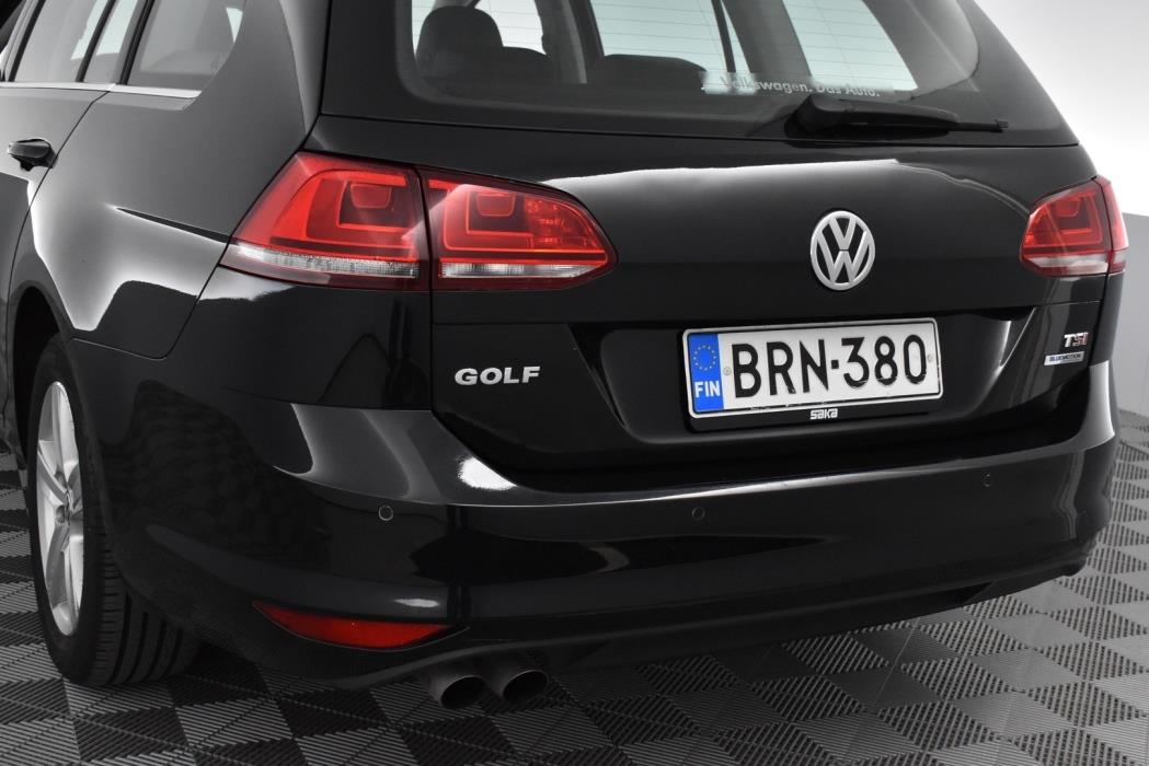 VOLKSWAGEN Golf 2014