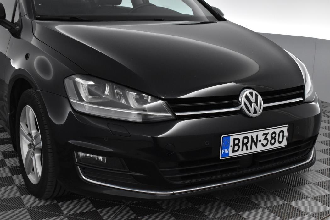 VOLKSWAGEN Golf 2014