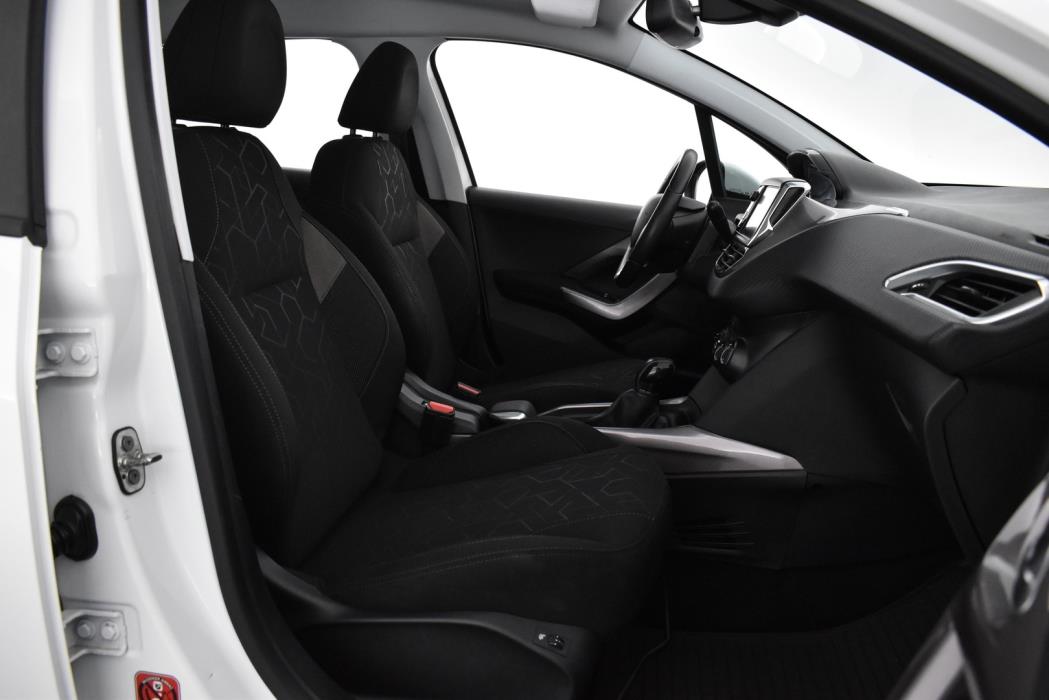 PEUGEOT 2008 2015