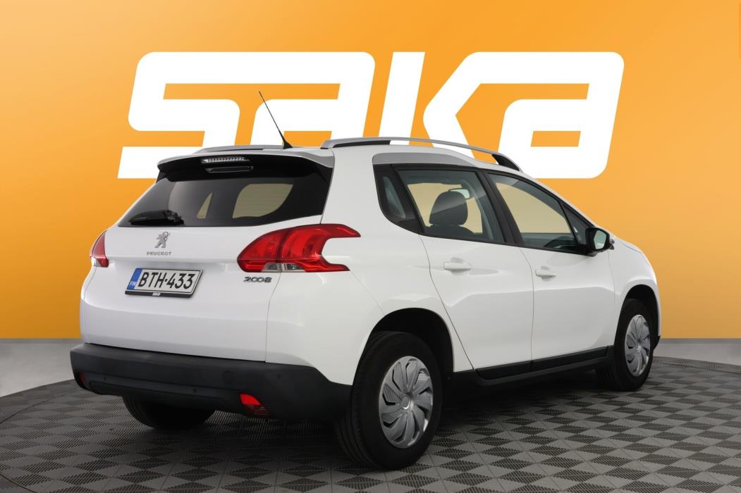PEUGEOT 2008 2015