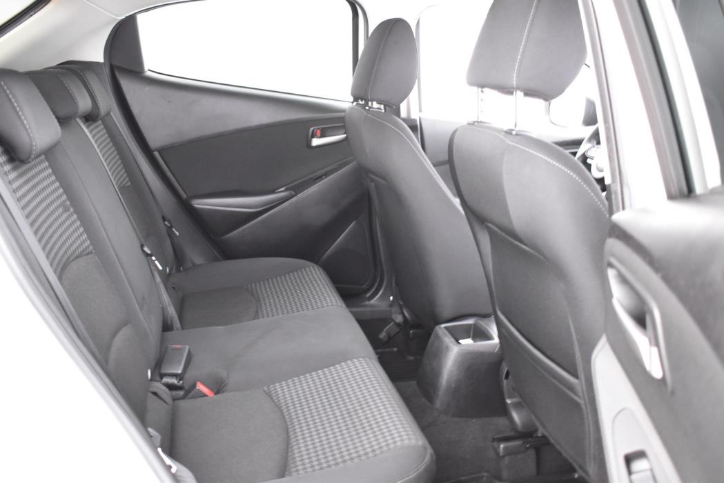 MAZDA Mazda2 2018