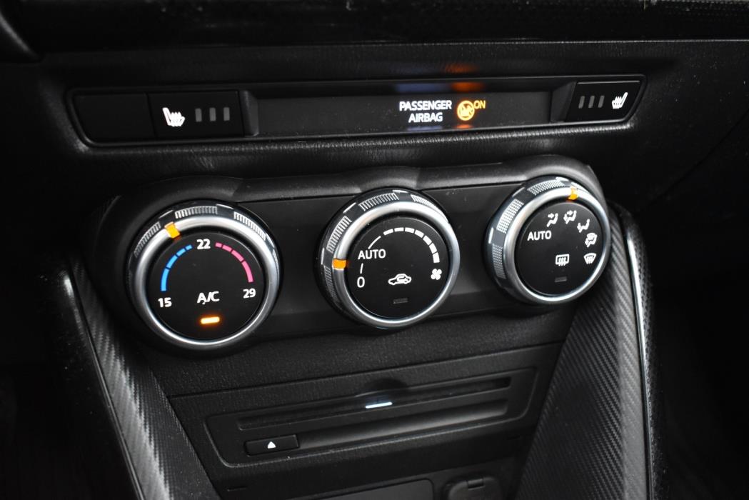 MAZDA Mazda2 2018