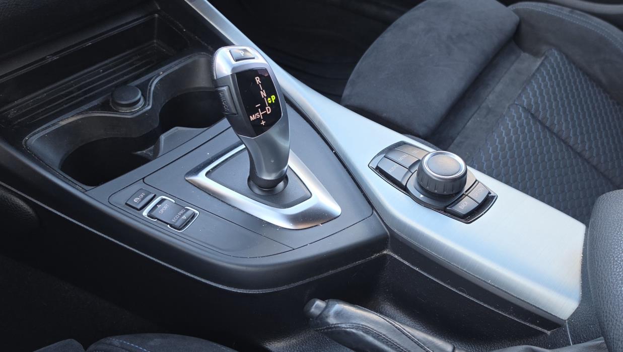 BMW 118 2016