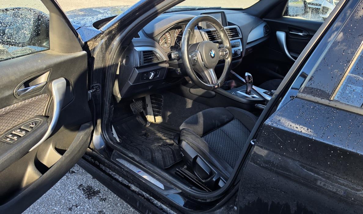 BMW 118 2016