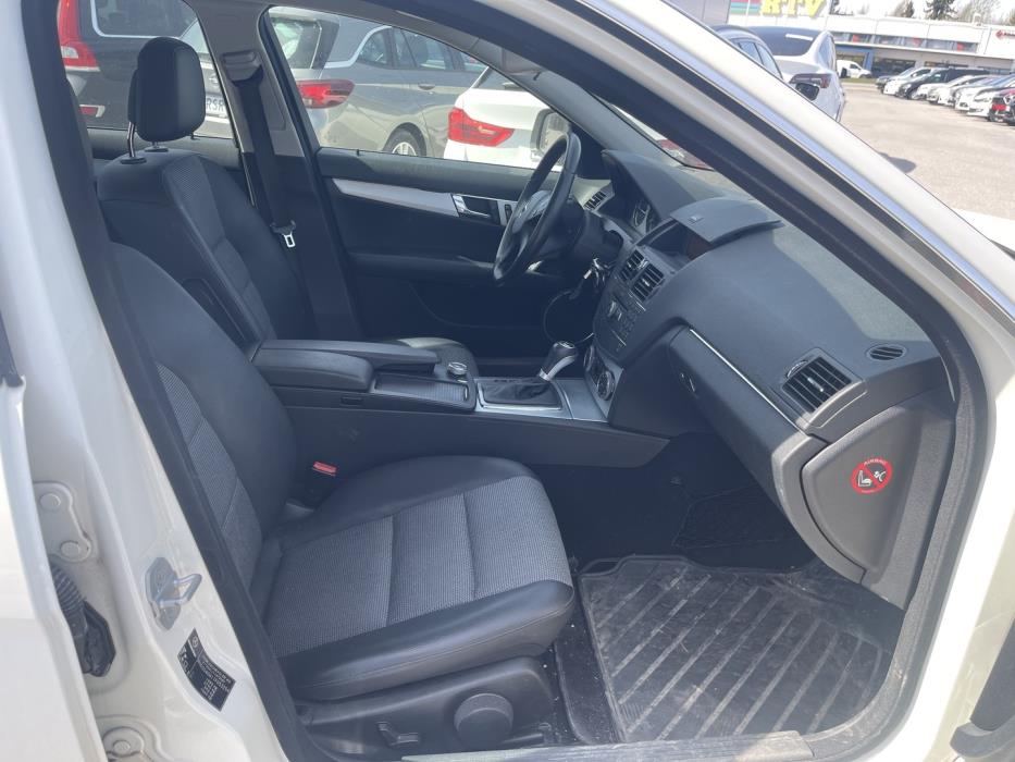 MERCEDES-BENZ C 2007