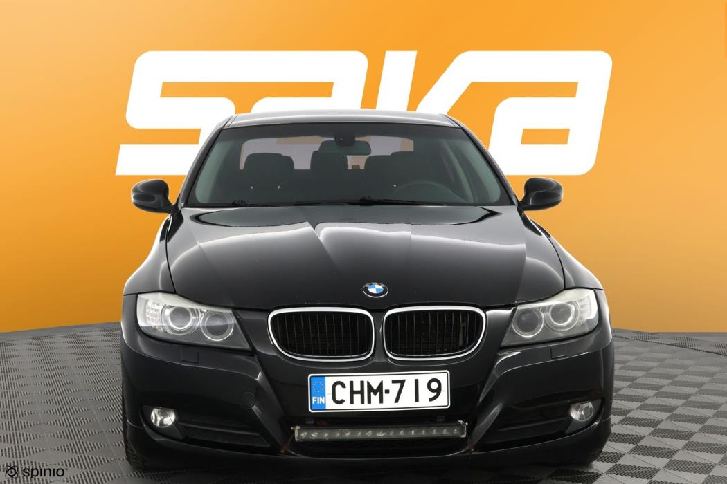 BMW 320 2009