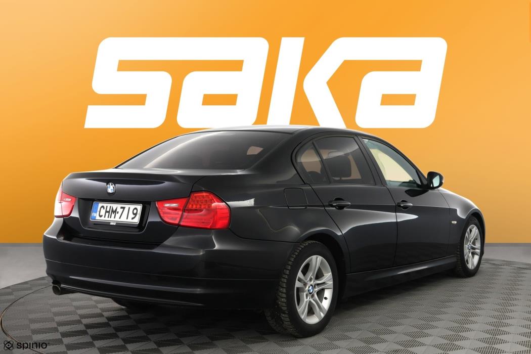 BMW 320 2009