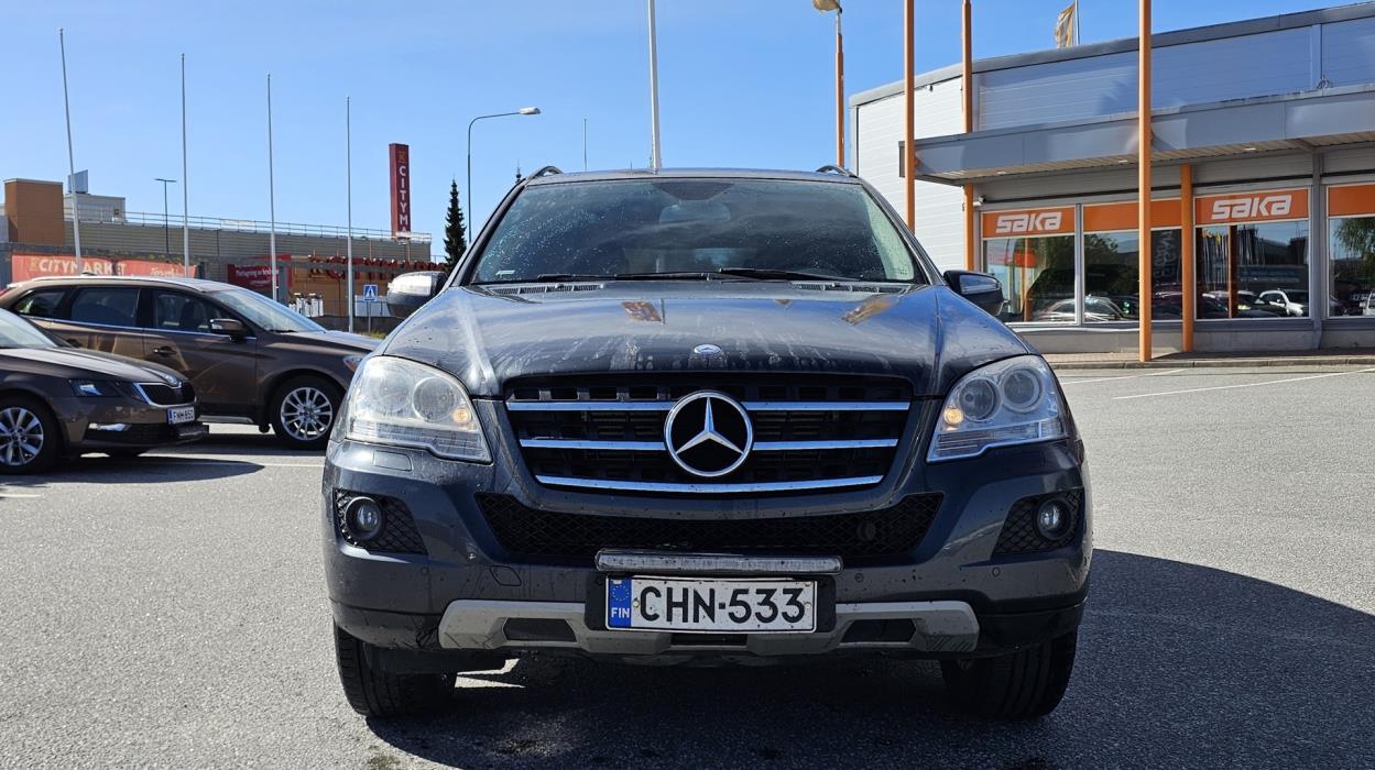 MERCEDES-BENZ ML 2010