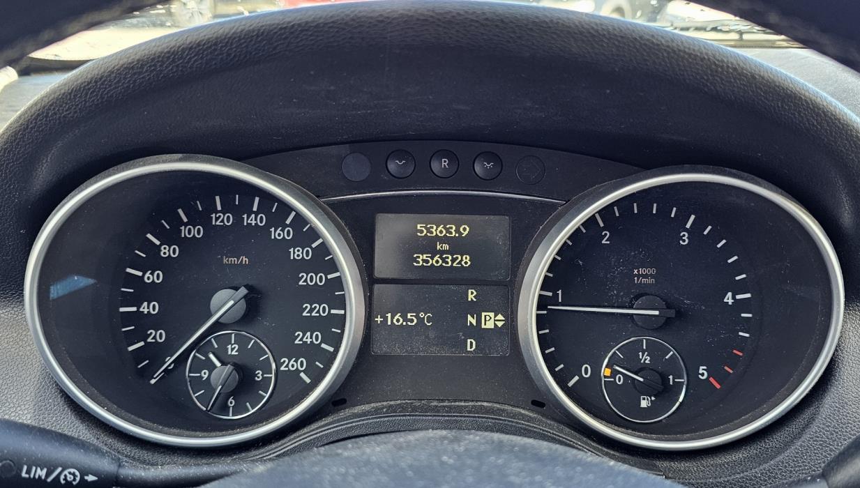 MERCEDES-BENZ ML 2010