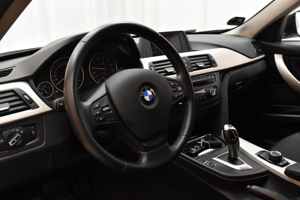 BMW 316 2015