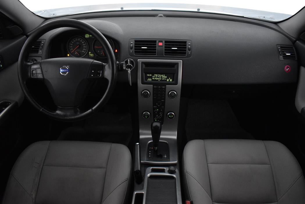 VOLVO V50 2009