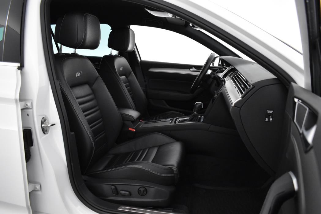 VOLKSWAGEN Passat 2017