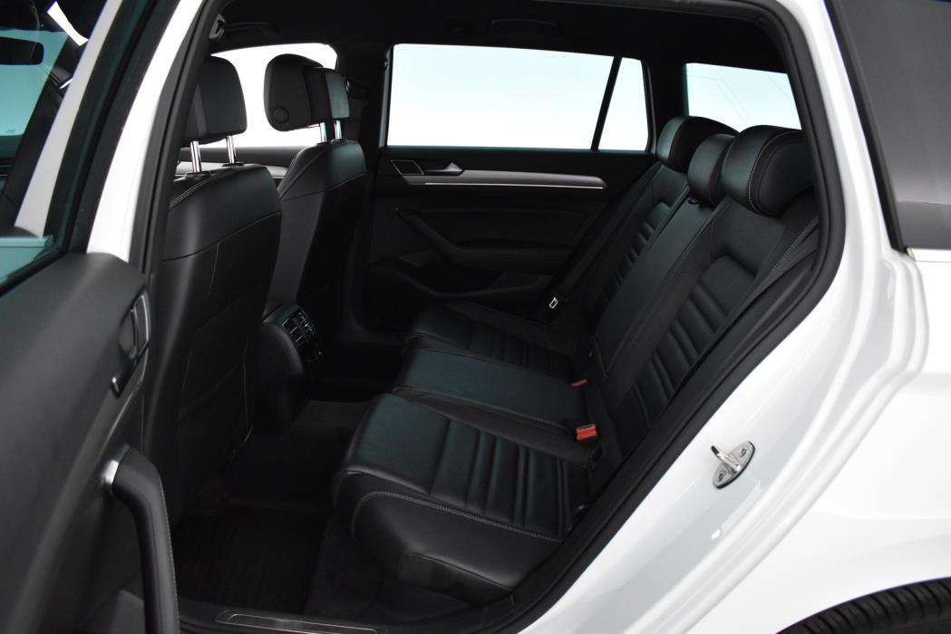 VOLKSWAGEN Passat 2017