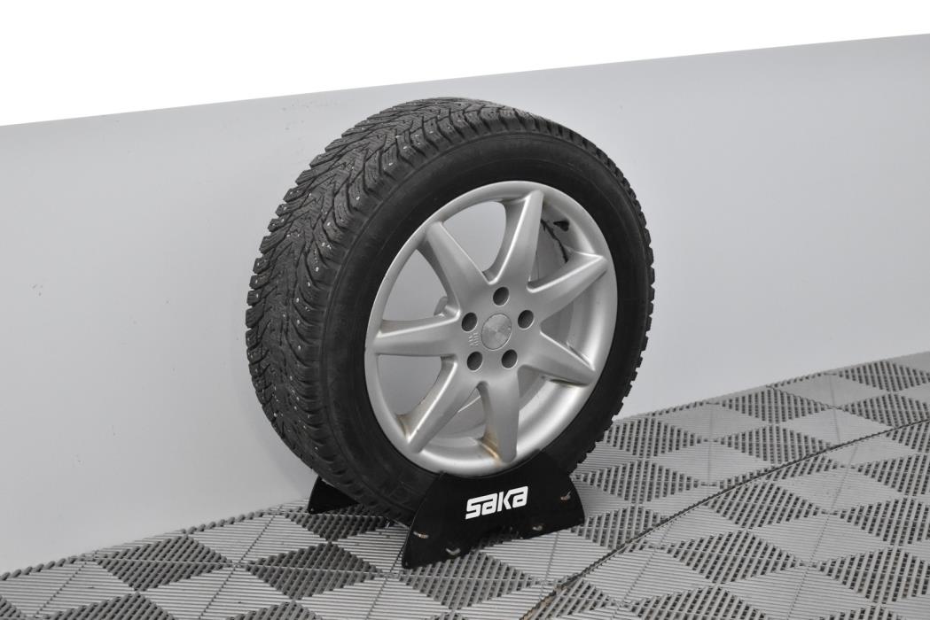 MERCEDES-BENZ E 2012