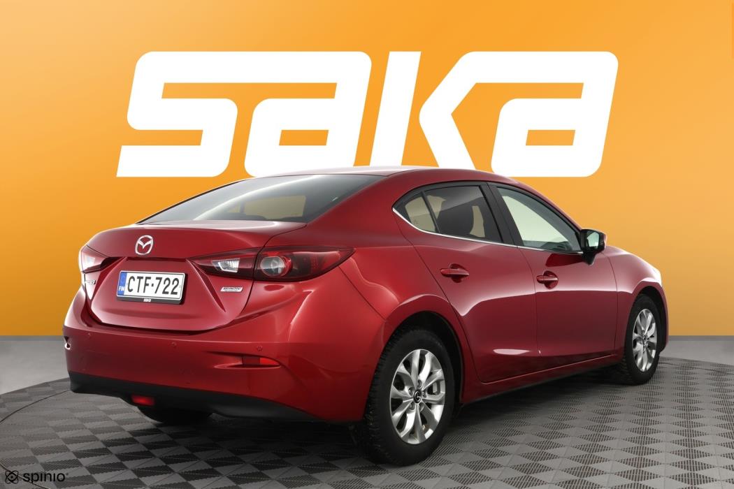 MAZDA 3 2015