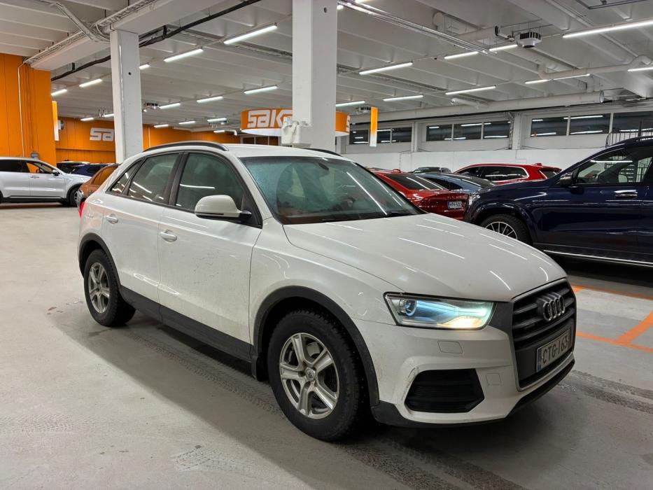 AUDI Q3 2015