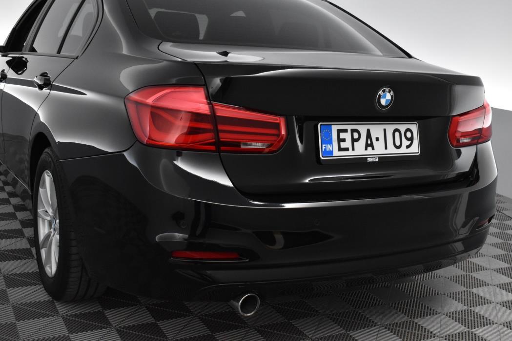 BMW 318 2018