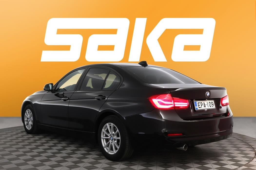 BMW 318 2018