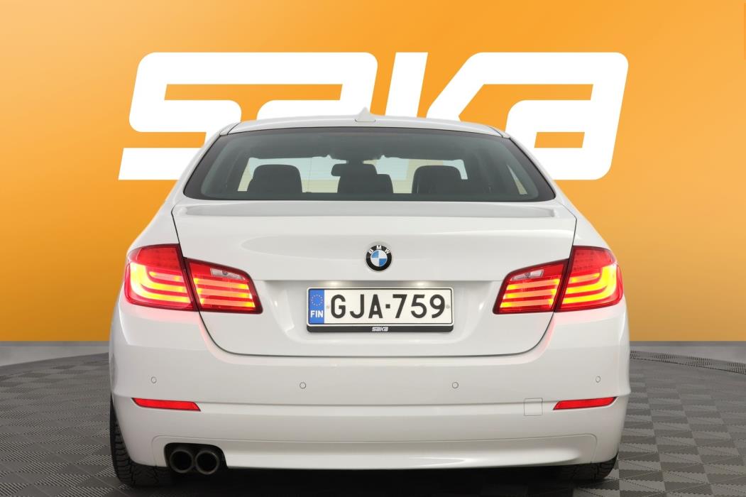 BMW 520 2010