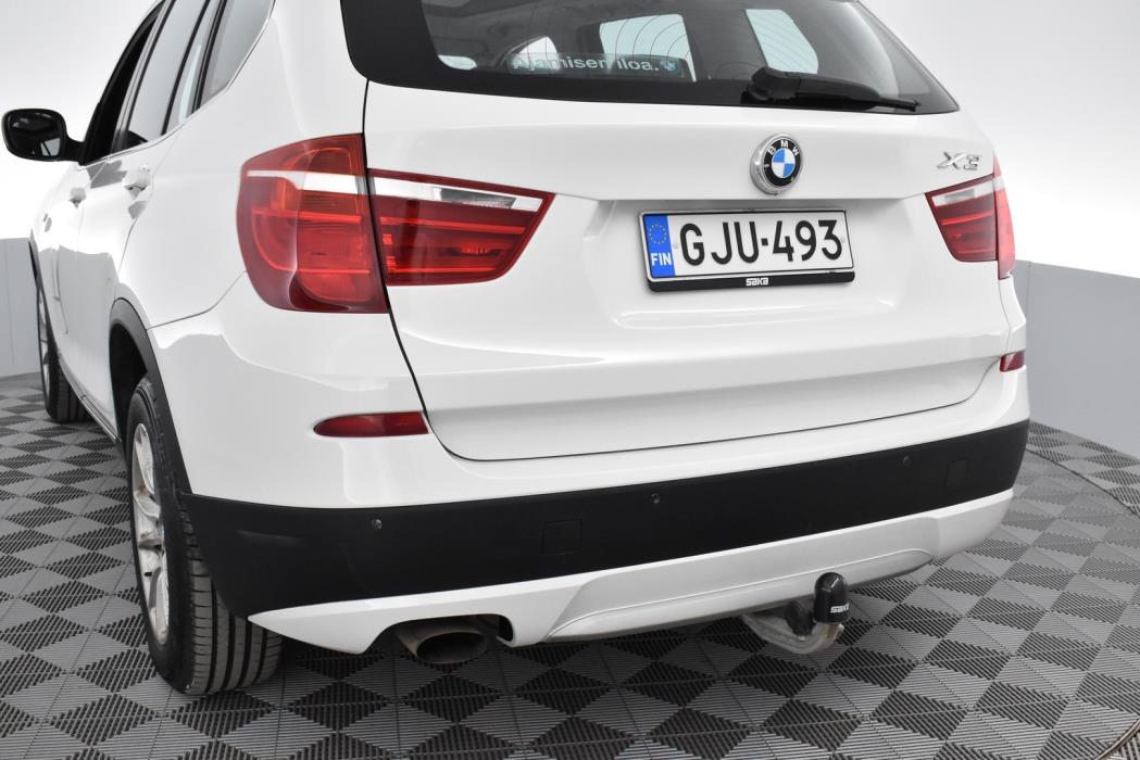 BMW X3 2011