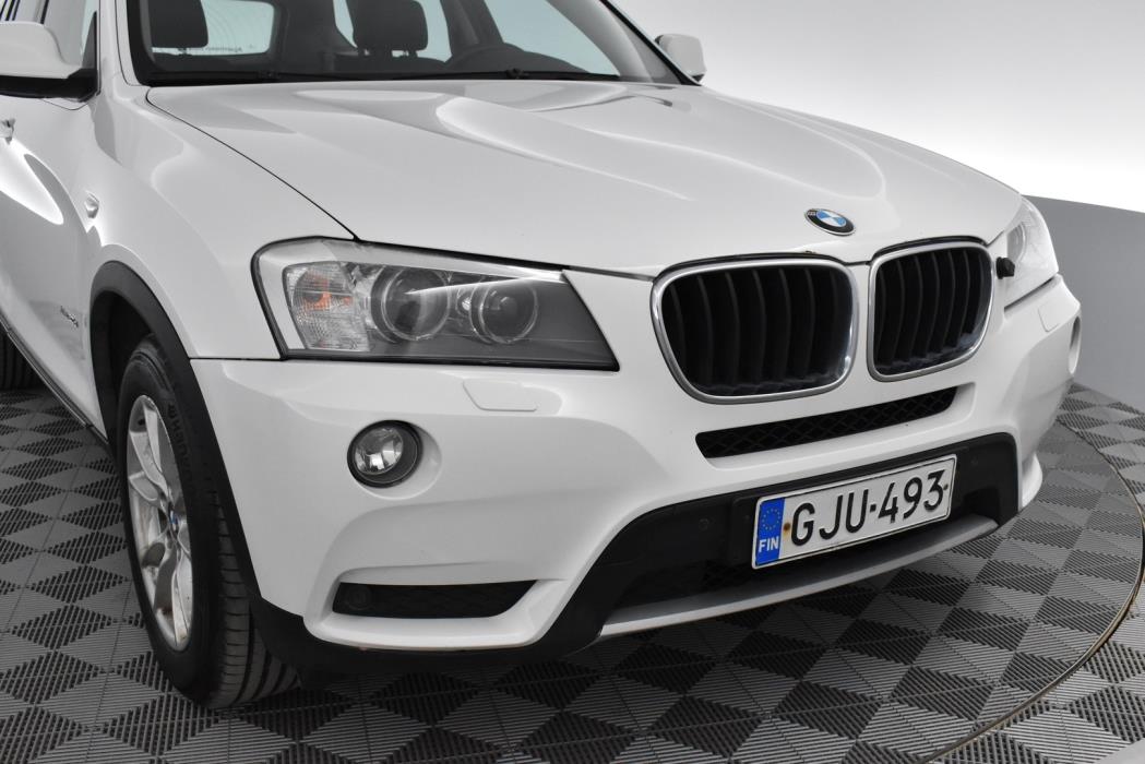 BMW X3 2011