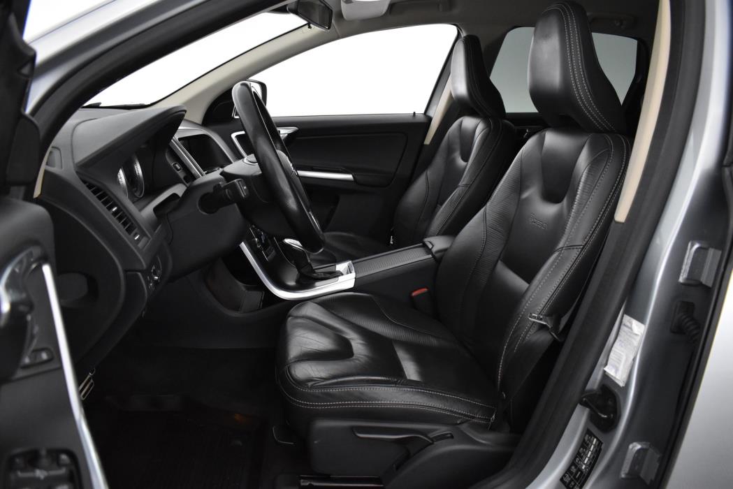 VOLVO XC60 2013