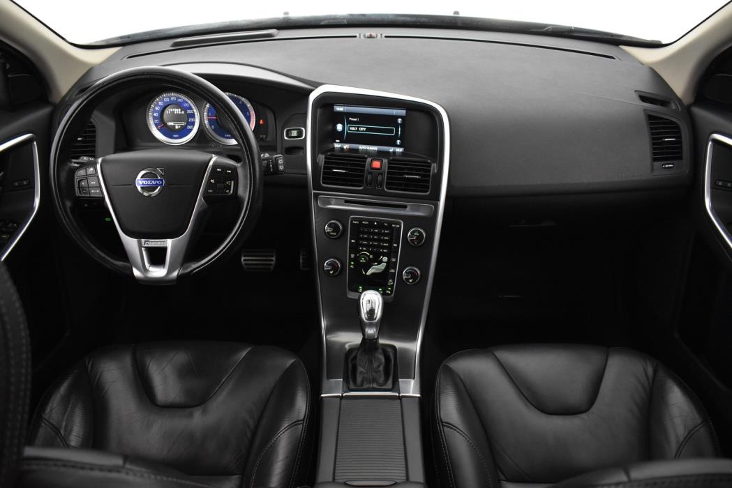 VOLVO XC60 2013