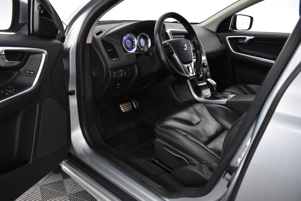 VOLVO XC60 2013