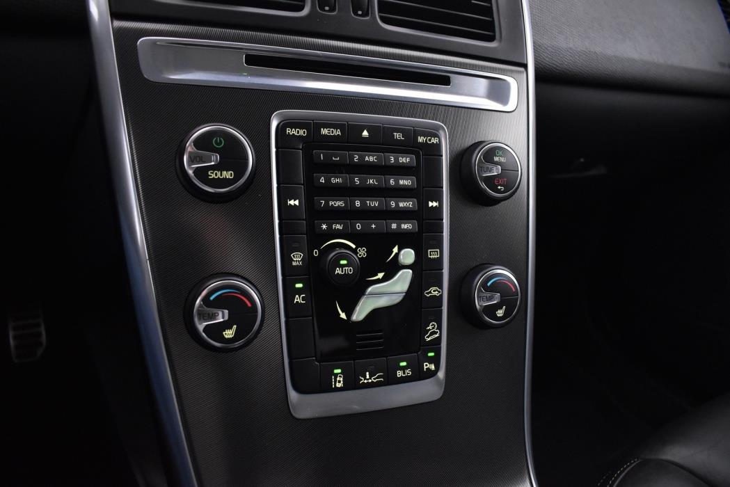 VOLVO XC60 2013
